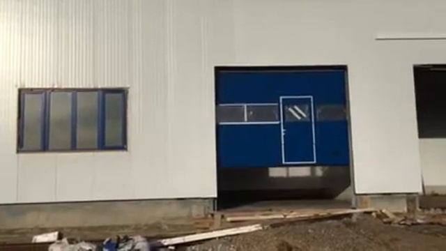 Промышленные ворота смотреть онлайн