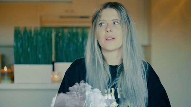 Как покрасить волосы в серый или серебряный цвет?! смотреть онлайн