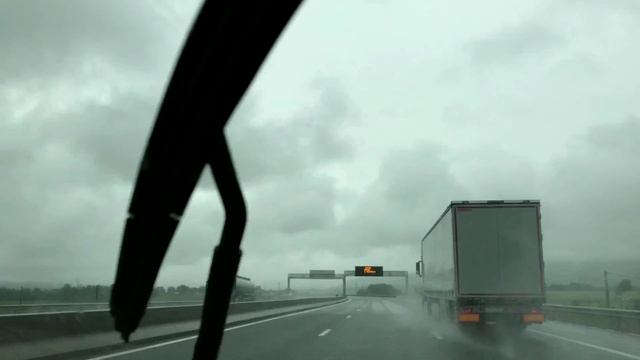 Западноевропейские дороги из окна автомобиля смотреть онлайн