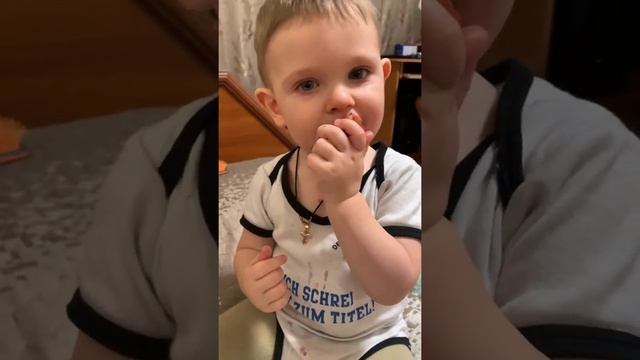 Как правильно есть гранат / eating pomegranate смотреть онлайн