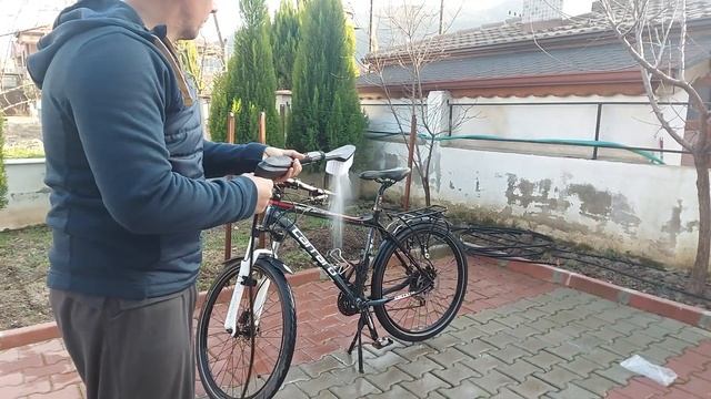 Bosch Easyaquatak 120 Basınçlı Yıkama Makinesi смотреть онлайн