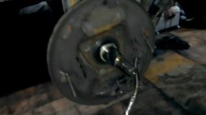 Lanos - меняем троса ручника и задние колодки