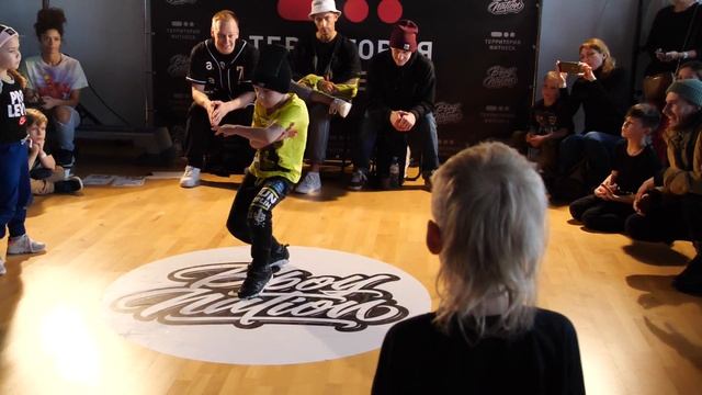 1/4 final bboy Михаил vs bgirl Lizzzon vs Егор - брейкданс чемпионат BBOY NATION FINALS 2020 смотреть онлайн