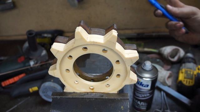 Гусеница, Буран. Набегает гусеница на звезду смотреть онлайн