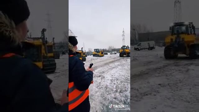 Бульдозер на пульте управления.#техника #трактор #иновации смотреть онлайн