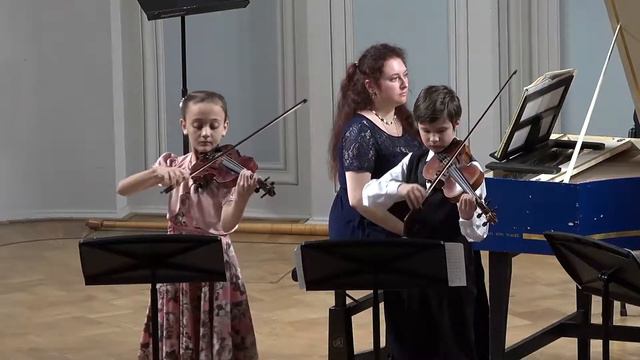 Бах | Серафима Никитина, Глеб Прошутинский смотреть онлайн