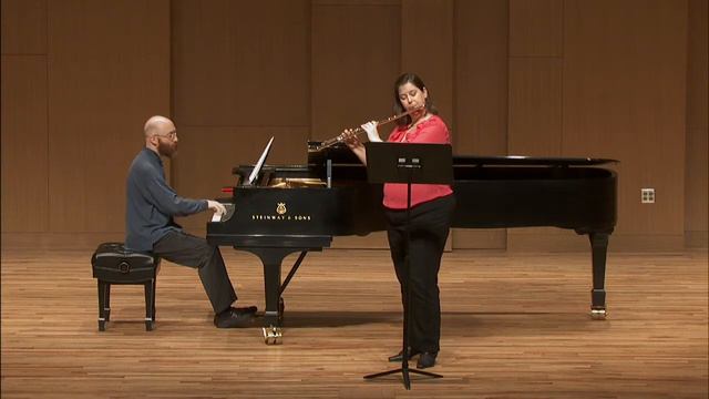Menuetto I-II from Sonata in F major, WA Mozart смотреть онлайн