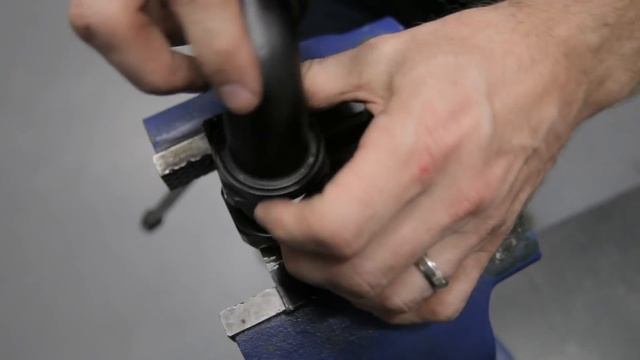 How To Prevent Damaging Your -AN Fittings смотреть онлайн