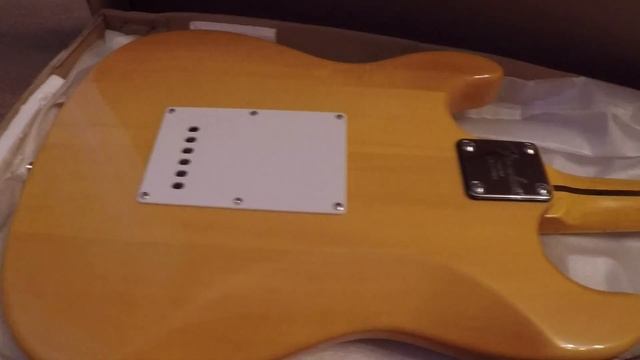 fender stratocaster natural, реплики гитар, копии гитар, гитары из Китая, replic guitar смотреть онлайн