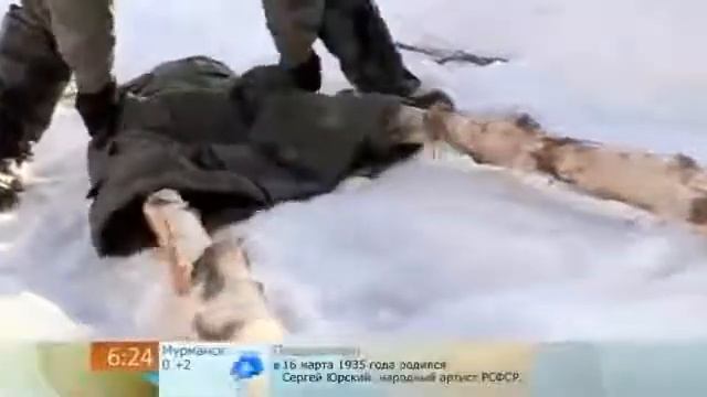 Транспортировка пострадавшего из леса | Выживание смотреть онлайн