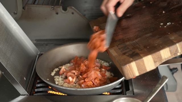 Жарим точим: французский суп Буйабес на гриле смотреть онлайн