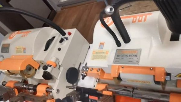 Какой выбрать станок для изготовления ключей для мастерской? Wenxing 100E1 или Wenxing 100G