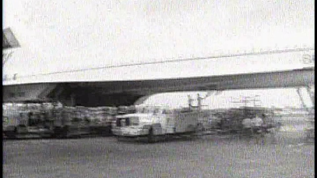 Guns N Roses-Paradise City