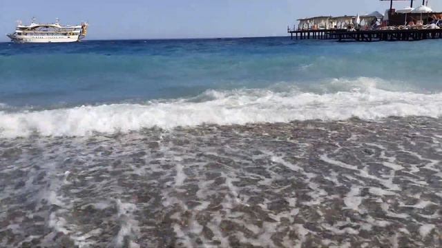 Море волнуется - раз... Самое лучшее и ласковое море. смотреть онлайн