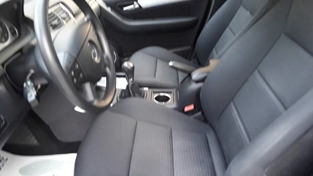MERCEDES B180 смотреть онлайн