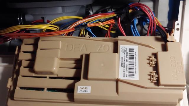 Zmywarka Whirlpool WIO 3P23 PL. Naprawa modułu sterującego zmywarki Whirlpool. смотреть онлайн