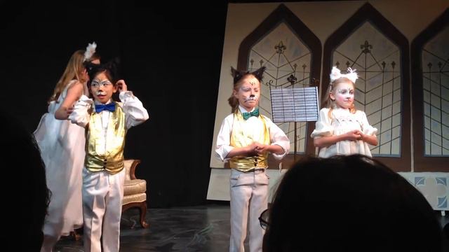 Aristocats смотреть онлайн