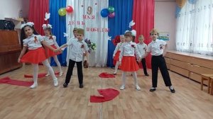 Танец "А закаты здесь алые-алые"