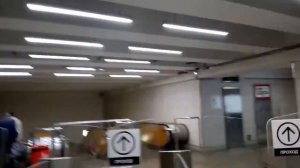 Москва 453 станция метро Южная лето день