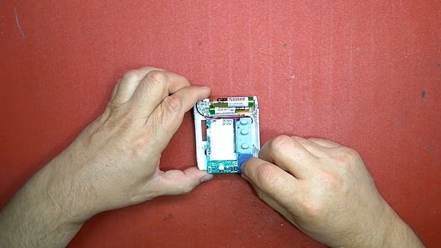 Ремонт тонометра Microlife BP 3BEO-4. Не включается. смотреть онлайн