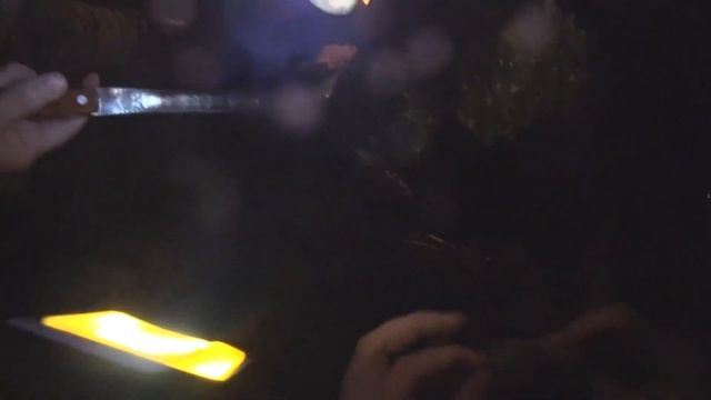 Поездка на озеро в октябре. 2 часть | Картошка с печенью | Готовим в казане на костре смотреть онлайн