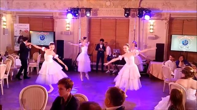 Pas de Quatre от балерин LuxBallet. Заказать классический балет.