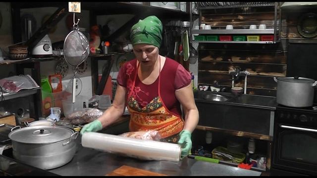 ЧТО ДЕЛАТЬ С МЯСОМ МОЛОДЫХ И СТАРЫХ ПЕТУШКОВ.mp4 смотреть онлайн