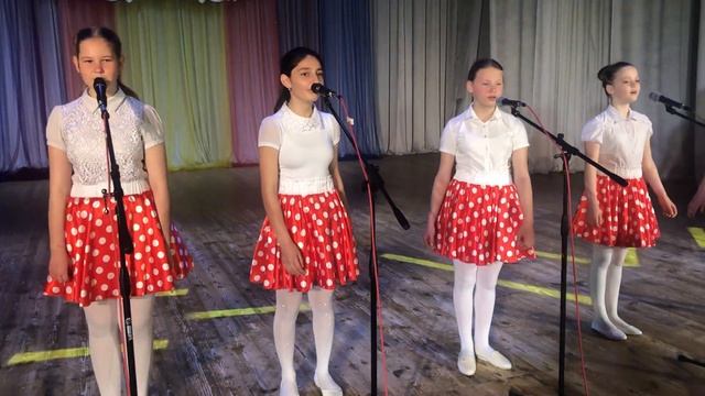 4. Вокальный ансамбль "Маленькое созвездие" - старшая группа смотреть онлайн