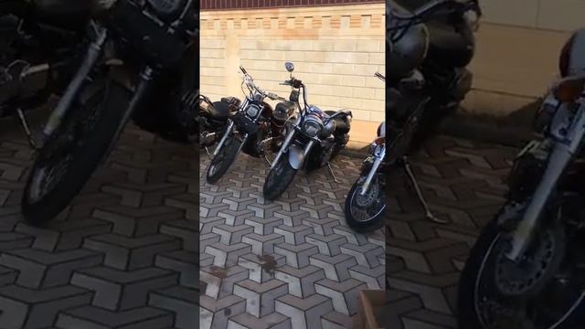 Выгрузка мотоциклов контейнер 1. смотреть онлайн