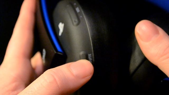Playstation Gold Wireless Headset Review смотреть онлайн