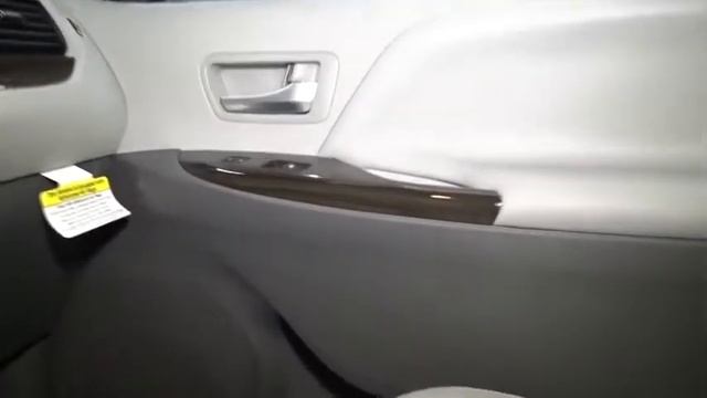 2017 Toyota Sienna Hillside, Newark, Union, Elizabeth, Springfield, NJ 901944 смотреть онлайн