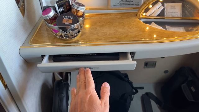 EMIRATES FIRST CLASS | Maldives To Dubai Trip Report (amazing Experience!)