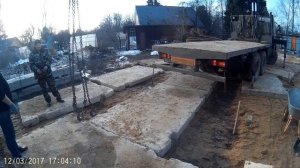 Фундамент за 150 000 рублей. Сваи 5 метров своими руками. Забивка ЖБ свай, сваебойная машина БМ-811