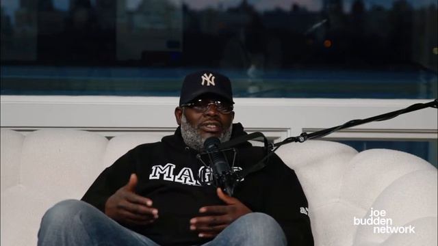 Joe budden defends 2pac legacy against former outkast manger Michael ‘Blue’ Williams смотреть онлайн