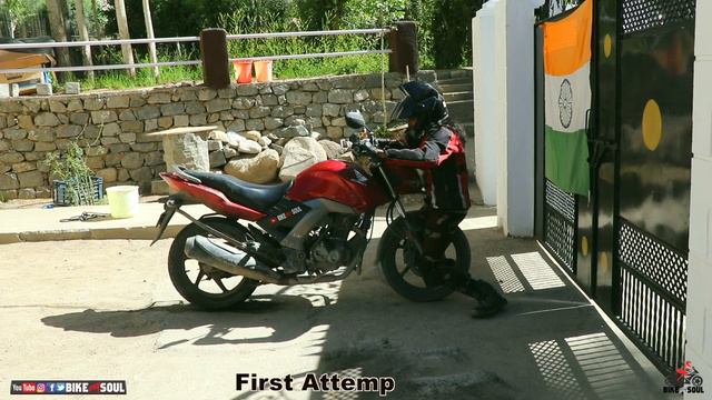 Fire Burnout by Girl in Leh Ladakh -World Record? Bike My Soul смотреть онлайн