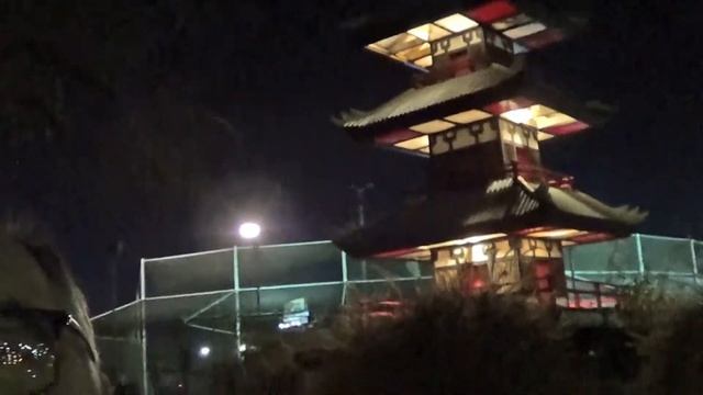 CAMELOT PARK - ARCADE, CART RACING, AND MINI GOLF смотреть онлайн