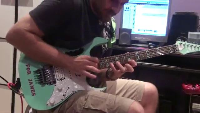 Ricky Marques - LOST YEARS (instrumental) - Playing IBANEZ JEM70V смотреть онлайн