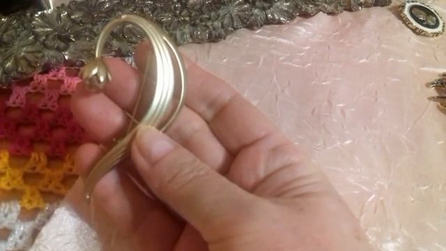 Броши,часы,пудра из Китая. смотреть онлайн