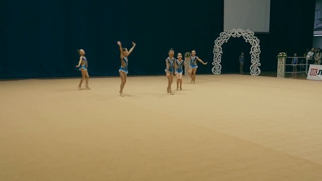 ДЕВЧОНКА МОЛОДЕЦ ТЕРПЕЛА ДО КОНЦА ОНА СМОГЛА ХУДОЖЕСТВЕННАЯ ГИМНАСТИКА смотреть онлайн