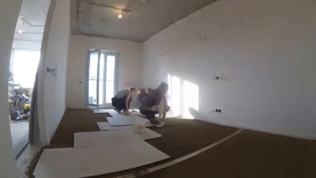 Капитальный ремонт двухкомнатной квартиры в ускоренной съемке