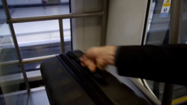 Stansted Express - London to Stansted Airport - Experience the journey смотреть онлайн
