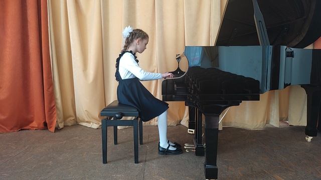 У. Гиллок "Сарабанда" смотреть онлайн