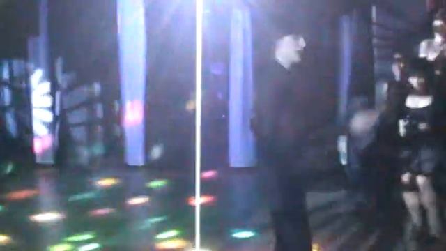 Офигеть!!! Чувак мочит Джексона так, что мама дорогая!!! смотреть онлайн