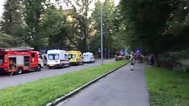 В районе аэропорт у станции метро сокол горит студенческое общежитие РГСУ смотреть онлайн