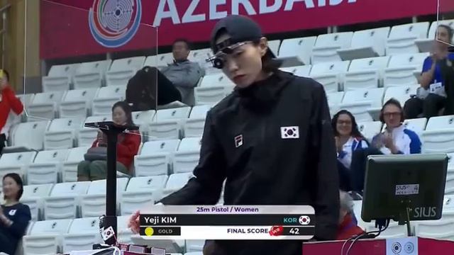 корейская спортсменка Йедди Ким, установившая рекорд по стрельбе из пистолета смотреть онлайн