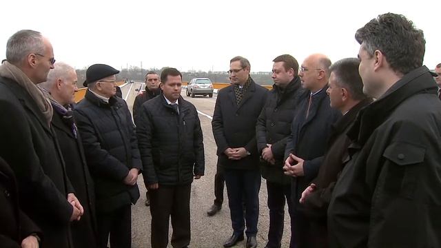 Открыто транспортное движение по мосту через реку Днестр в районе сел Гура Быкулуй и Бычок 18.11.1 смотреть онлайн