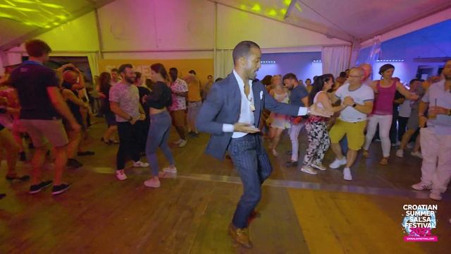 Maykel Fonts - solo dance impro @ Croatian Summer Salsa Festival смотреть онлайн