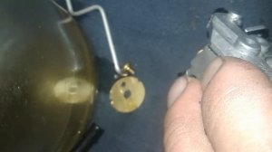 Проверка ускорительного насоса STIHL MS 250 ???не забываем подписатся??