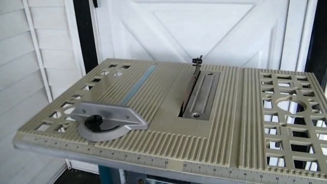 MAKITA 2708 TABLE SAW with STAND смотреть онлайн