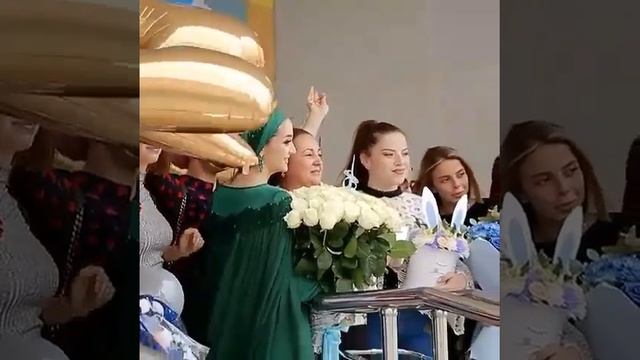 ВЫПИСКА ИЗ РОДДОМА ДИАНЫ ОМАРОВОЙ? смотреть онлайн